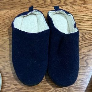 Dearfoams size Lg 9-10